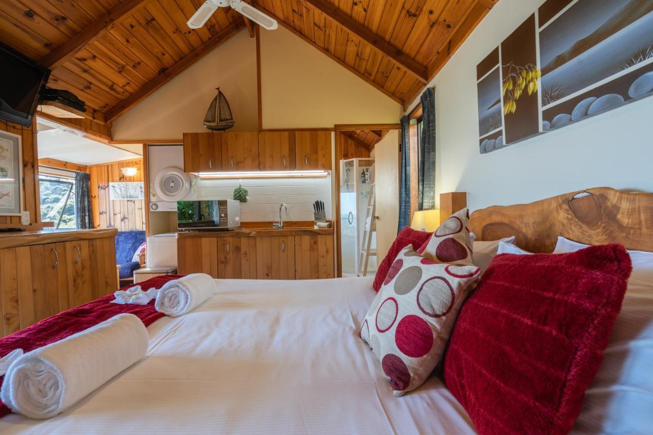 Supacute Character Cottage, Wifi, Sky Tv, Spa Bath, Spa Bath, Dble Kayak And Possibly A Car! Palm Beach Bagian luar foto