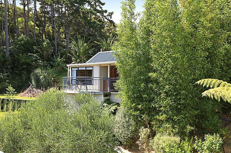 Supacute Character Cottage, Wifi, Sky Tv, Spa Bath, Spa Bath, Dble Kayak And Possibly A Car! Palm Beach Bagian luar foto